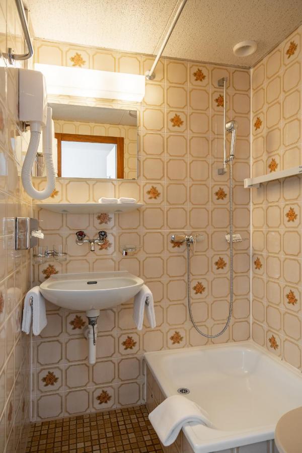 Hotel Alpenruhe - Vintage Design Hotel ヴェンゲン 部屋 写真